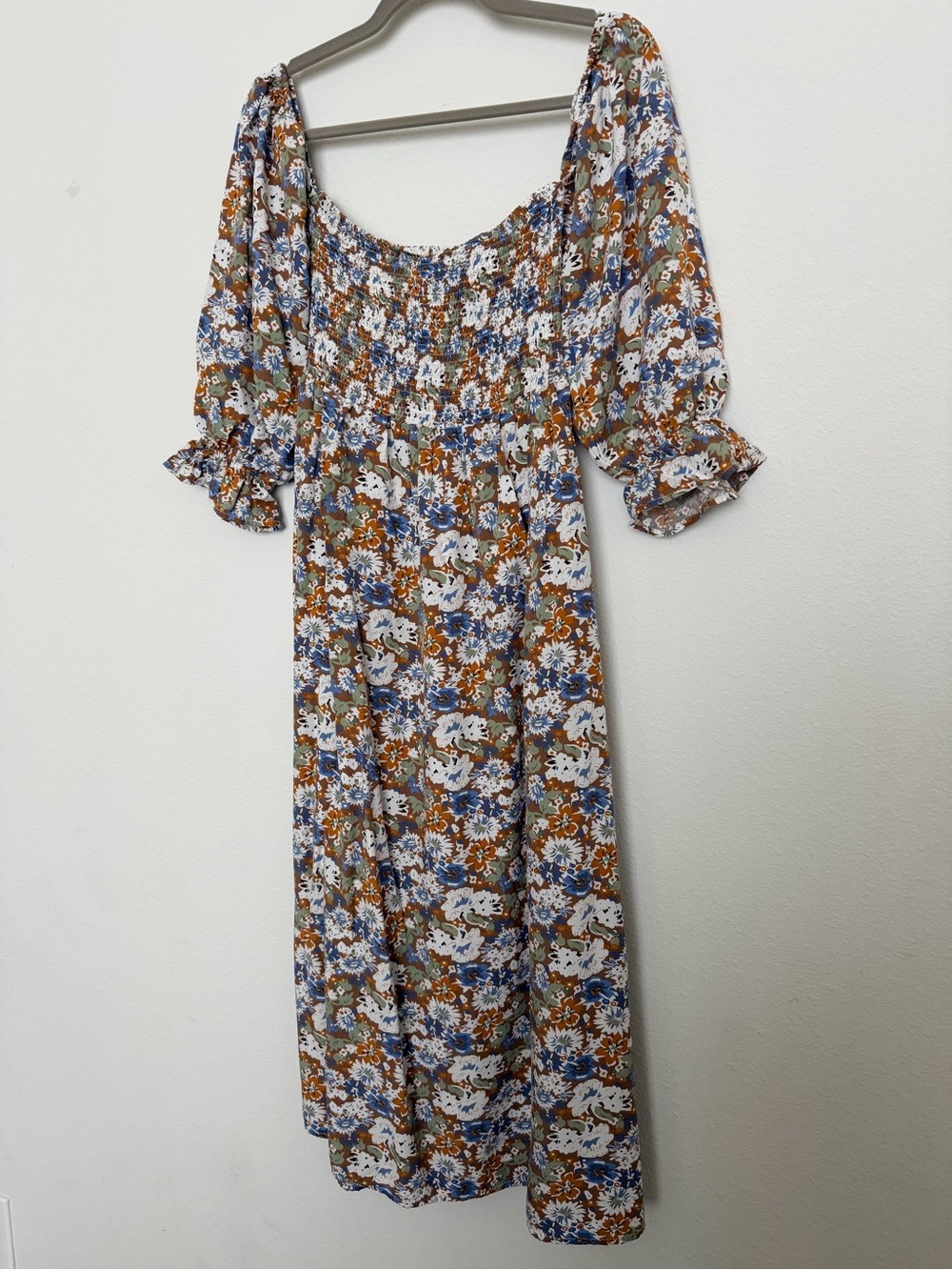 Elloh Floral Smocked Midi 100% Rayon Dress